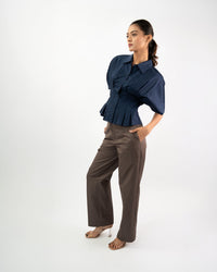 Blue Minimal women’s cotton shirt with pleats and short sleeves, effortless everyday outfit