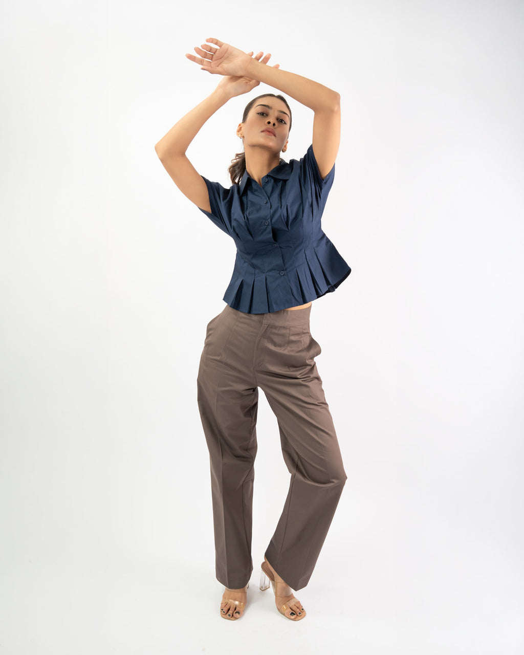 Women’s casual pleated shirt with short sleeves, soft cotton breathable fabric