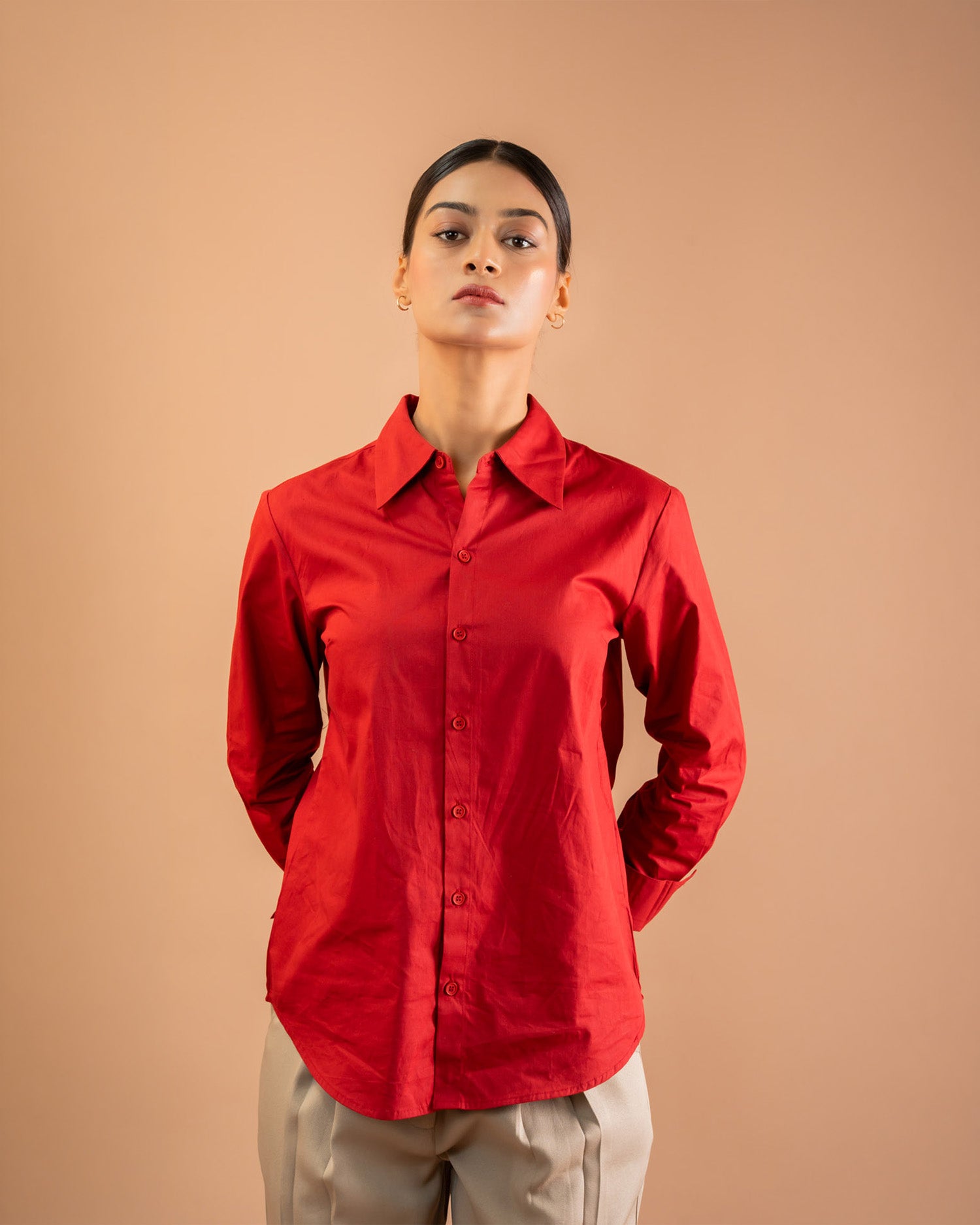 Women’s casual button-down shirt, soft cotton relaxed fit wardrobe staple